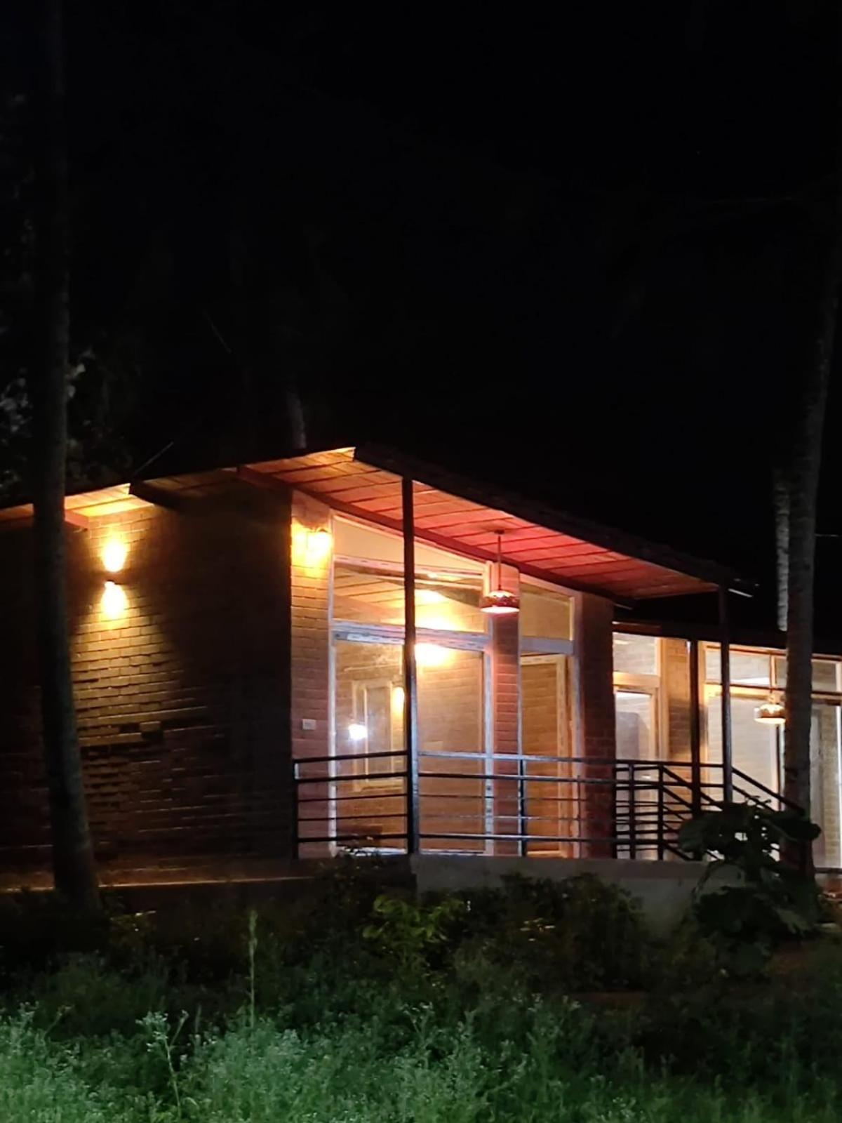 Cosmic Connect Trails Kabini Antharasanthe Luaran gambar