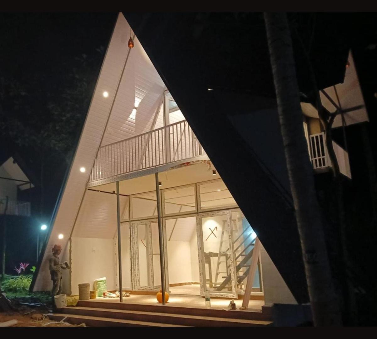 Cosmic Connect Trails Kabini Antharasanthe Luaran gambar