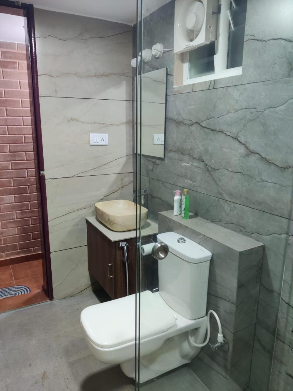 Cosmic Connect Trails Kabini Antharasanthe Luaran gambar